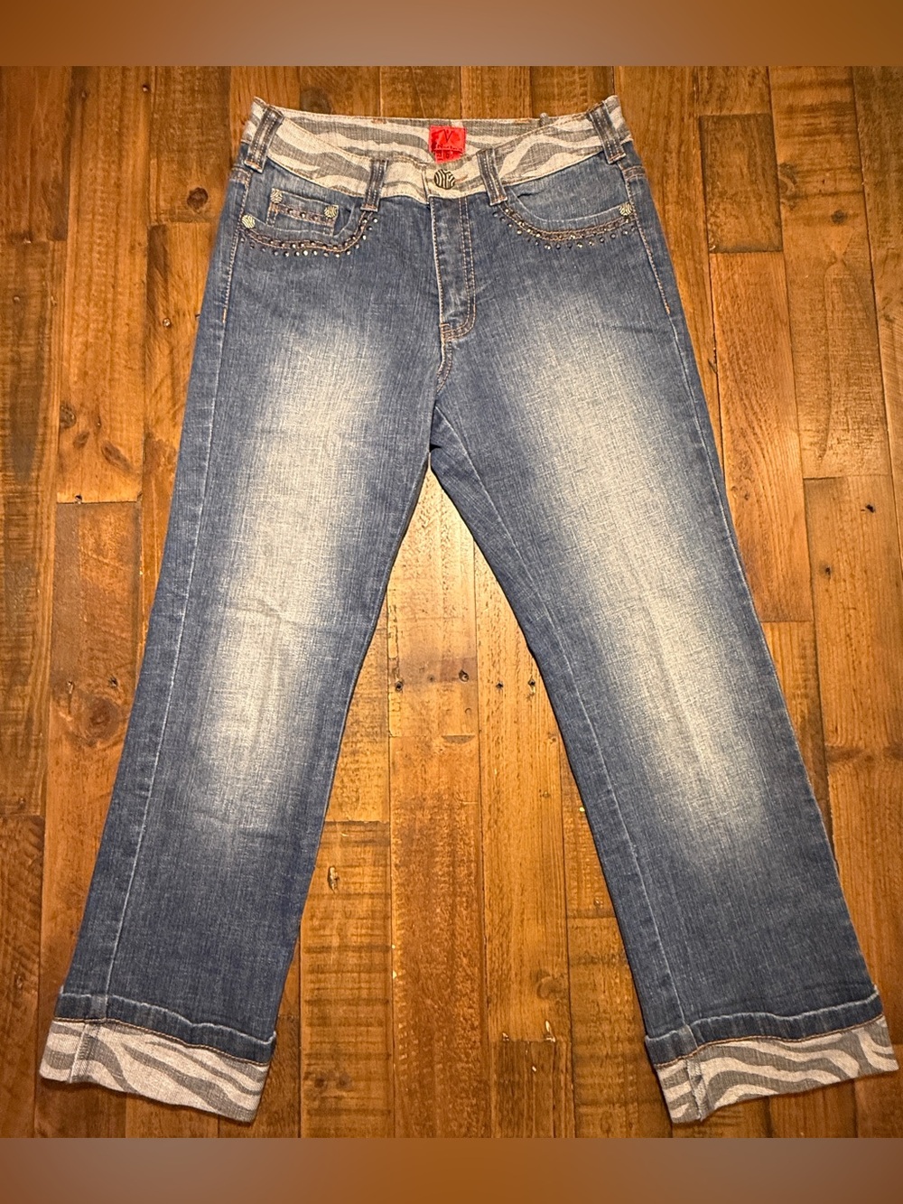 V Cristina Women’s Size 6 Cropped Zebra Print Studded Jeans